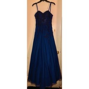 Open box (never worn) dark blue corset ball gown for prom/quinceñera